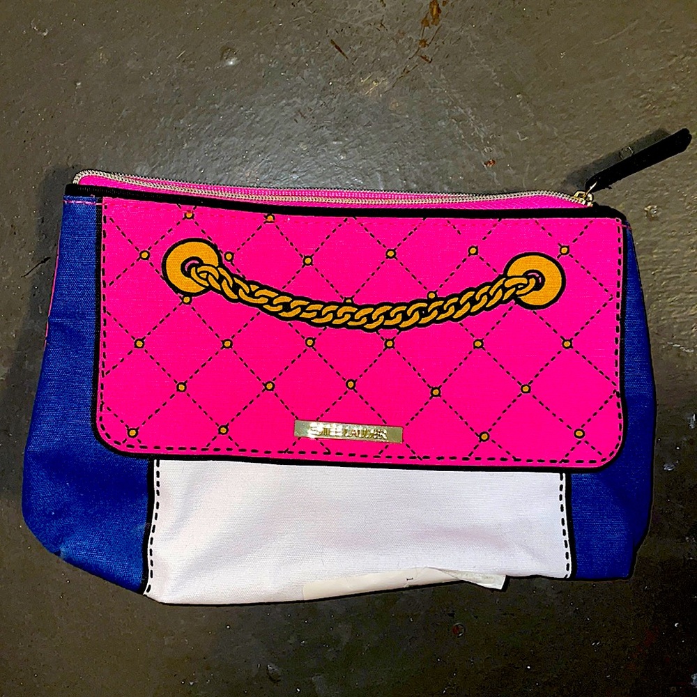 Estee Lauder makeup bag